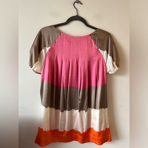 BCBGMAXZARIA 100 % Silk Colorful Women's Top Small - Picture 10 of 10